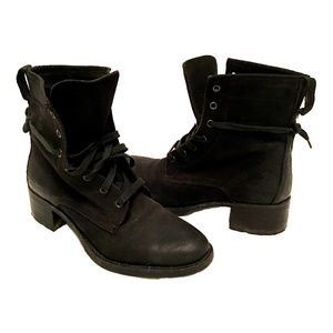Vera Wang Black Boots